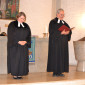 Pfrin. Funke mit stellv. Dekan Biedermann am Altar (&copy; M. J&auml;ger)